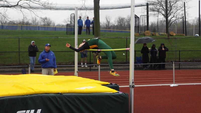 Blake Ruffner High Jump Burke Soars Into Top-10 Nationally in High Jump - Oswego State Athletics