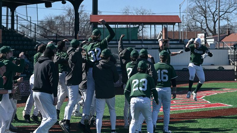 Parkside Dominates Lincoln, Earns Ninth Straight Win - Parkside Athletics