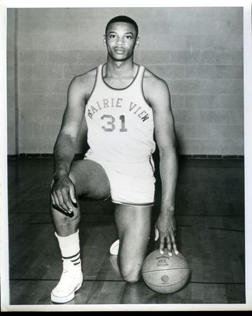 Legendary Basketball Standout Zelmo Beaty Earns Basketball Hall of Fame ...