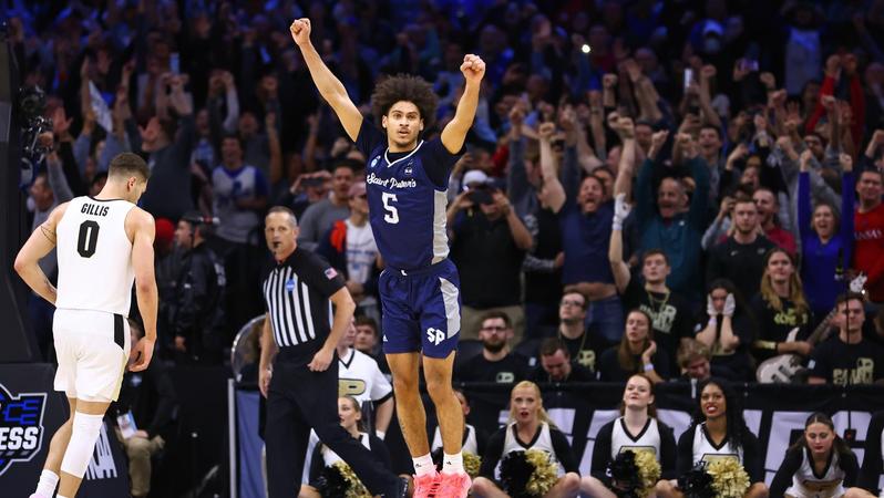Peele Basketball PEACOCKS ARE ELITE! MEN’S BASKETBALL STUNS PURDUE TO BECOME FIRST #15 ...