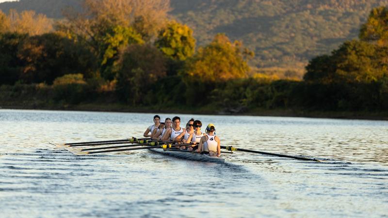 Smith Rowing Closes Out Fall Season at Head of the Fish - Smith College ...