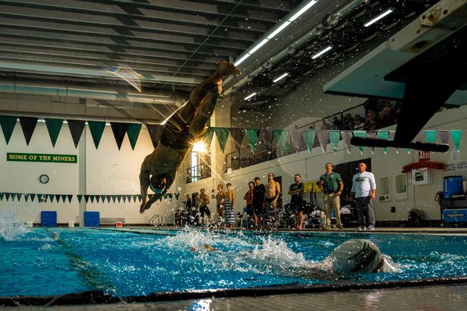 Ball Relay Pool Relays Set New Pool Record, Miners Defeat Rockhurst - Missouri S&T ...