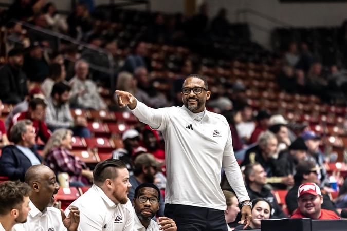 Rob Jeter Rob Jeter And Staff Add Elite JUCO Prodcut - Southern Utah University ...