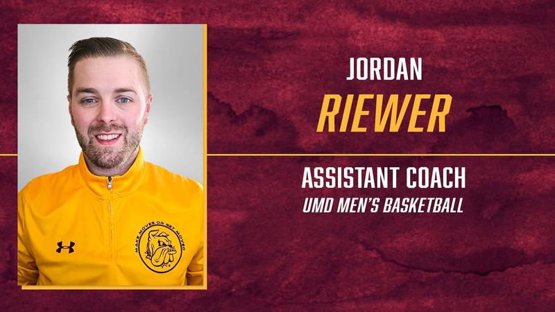 Cade Riewer Riewer Joins UMD Men's Basketball Coaching Staff - UMD Athletics