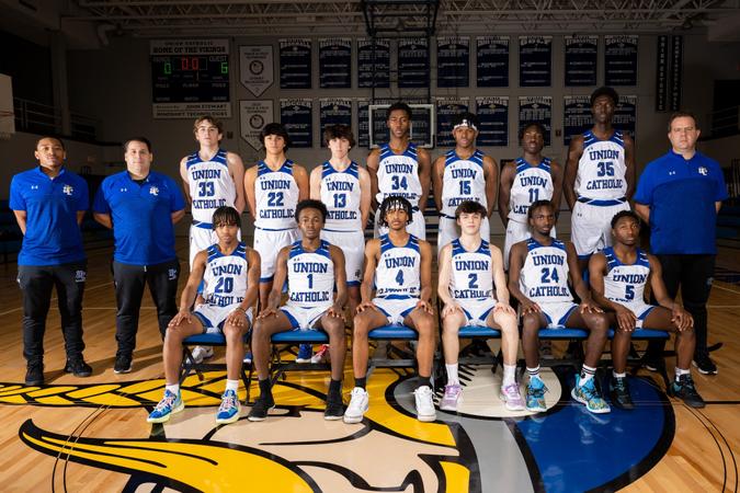 Winchester, Altobelli, Ansong lead UC boys basketball team over ...