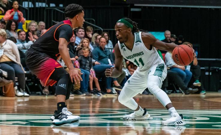 Connor Harding Utah Valley runs past Ottawa, 101-70 - Utah Valley University Athletics