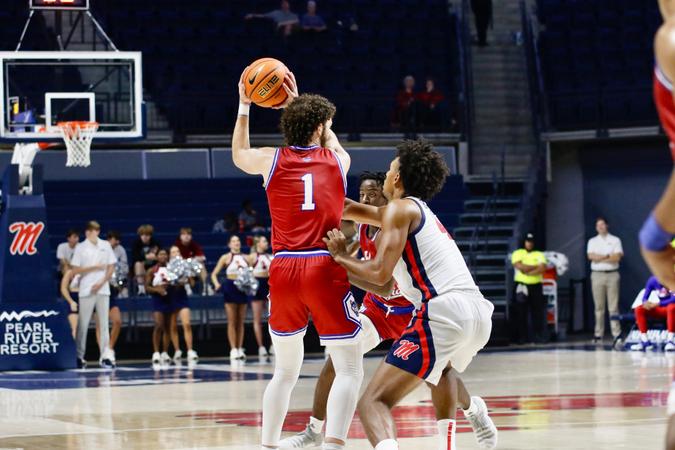 Modun Wolves Wolves Battle with Rebels in Tuesday Night Exhibition - UWG Wolves ...