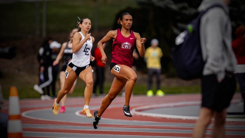 Bender, Boast, Correa, and Harris Secure Victories as Wildcats Triumph ...