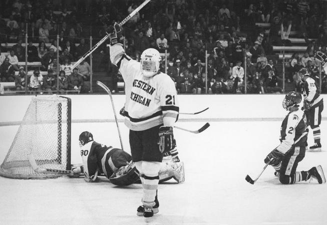 Colin Ruck Colin Ward and Ken Dickie to be Inducted into the WMU Hockey Ring of ...