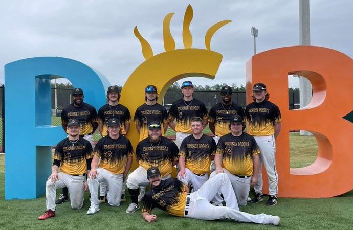 Spring Wayne State Baseball Goes Undefeated at NCBA Swing into Spring - Wayne State College