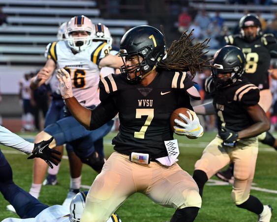 Wv State Rug Fallo Football Falls Saturday in 2021 Finale, 38-13 to Charleston - West ...