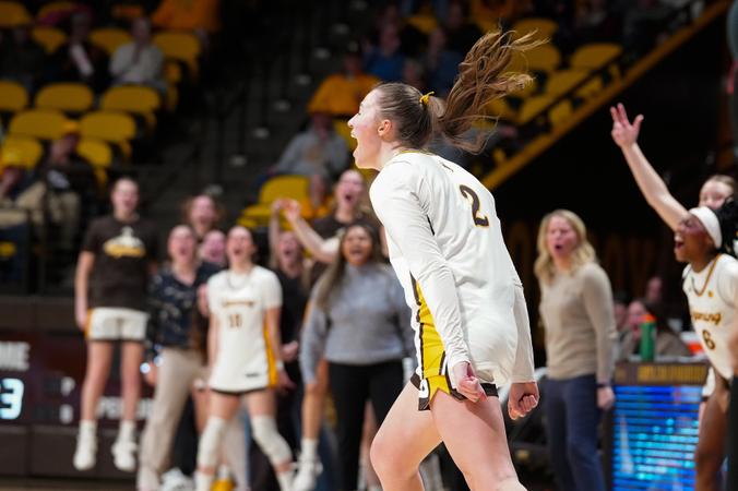 Jane Rumpf Pokes Insider: Jane Rumpf gets green light for the Cowgirls ...