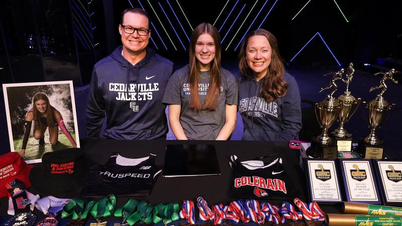 State runner-up sprinter signs with Lady Jackets - Cedarville ...