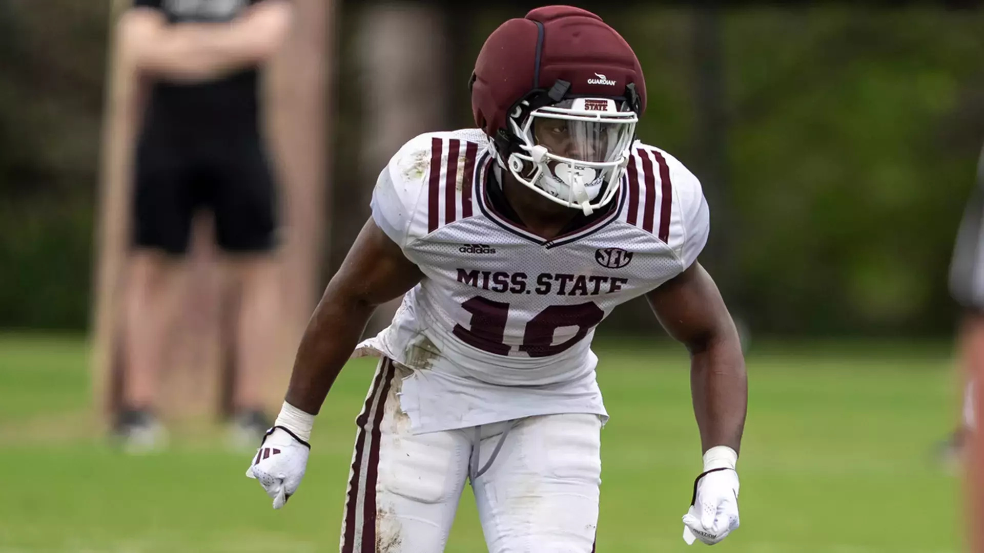 STARKVILLE, MS - April 03, 2025 - Mississippi State Linebacker Jalen Smith (#10) during spring practice at the Leo Seal Jr. Football Complex at Mississippi State University in Starkville, MS. Photo By Andy Crown