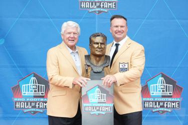 Zach Thomas enters Pro Football Hall of Fame - Texas Tech Red Raiders