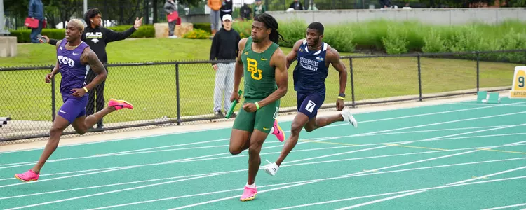 De'montray Callis 4x1 anchor win at 2024 Michael Johnson Invitational