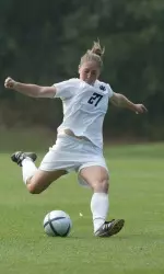 Co-captain Jenny Maurer and the Eagles are 6-0-0 on the season