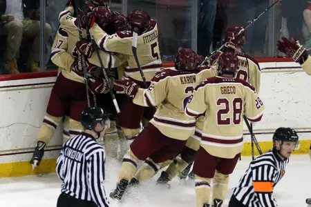 Celebration Huddle Hockey _ Gold Jersey