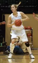 Sophomore Kelly Finley