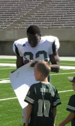 Raymond Carter signed autographs at Meet the Rams Day