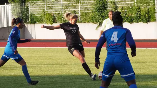 taylor kornieck france 2019