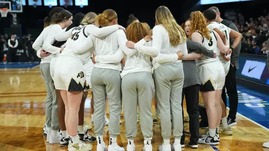 CU huddle at the Pac-12 Tournament