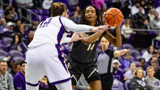 Jade Masogayo vs TCU