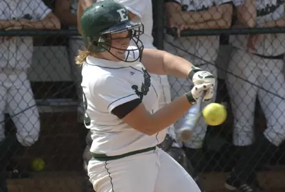 Softball Edges Akron, 2-1 Image