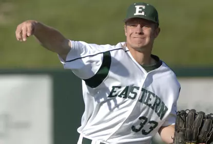 Powell Sparks Eagles in 10-7 Win Image