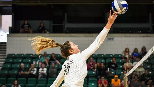 VB - Julia Fisher vs Navy