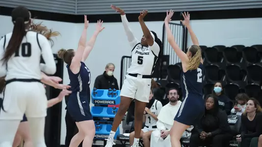 Janai Crooms - Women's Basketball
