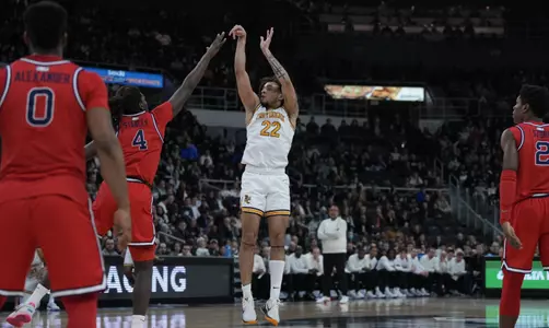 Devin Carter - Men's Basketball vs. St. John's at the AMP. 