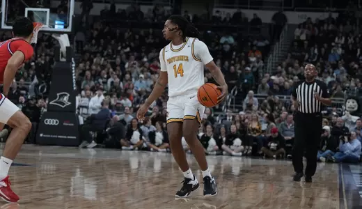 Corey Floyd, Jr. - Men's Basketball vs. St. John's at the AMP. 