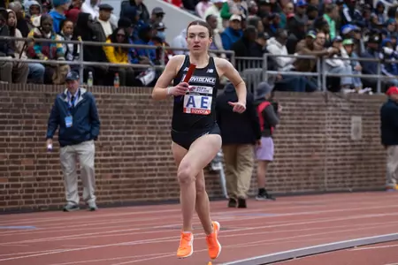Maeve O'Neill–Women's Track Action Photo