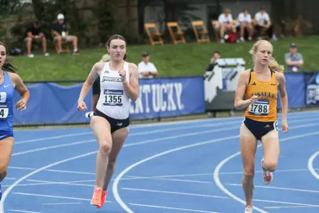 Maeve O'Neill at NCAA prelims 2024 800 a