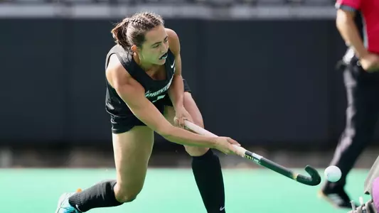 Cami Crook scored the deciding goal in the field hockey team's 4-3 victory over Holy Cross in shootout.