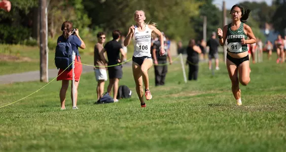 Emilia O'Leary running at the Friar invitational on September 5th, 2025