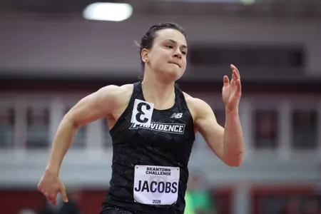 Jenna Jacobs running at the Harvard Beantown Challenge 