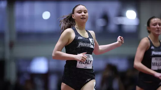 Women's track runner Alyssa Healy finishes a race
