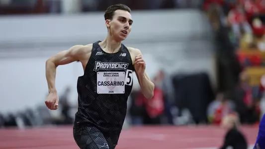 Nick Cassarino running at Harvard Beantown Challenge