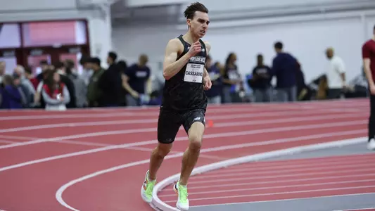 Nick Cassarino running at Harvard Beantown Challenge