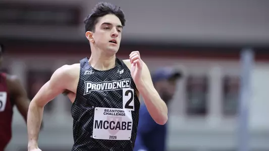 Matt McCabe running at Harvard Beantown Challenge 