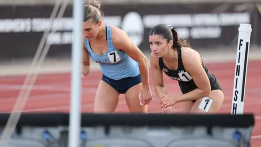 Jill Fenerty running at the Friar Invitational