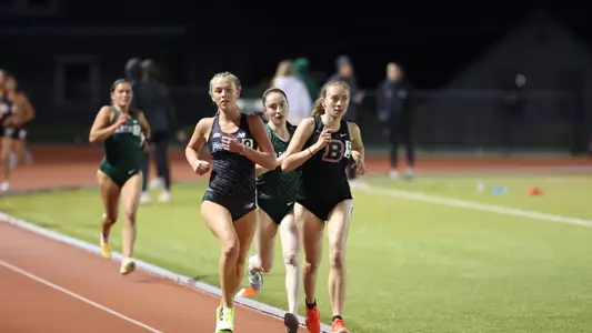Kaleigh Higgins racing the 3000 meter race at Friar Invitational 