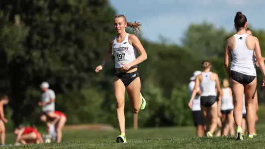 Kaleigh Higgins racing at Friar Invitational 