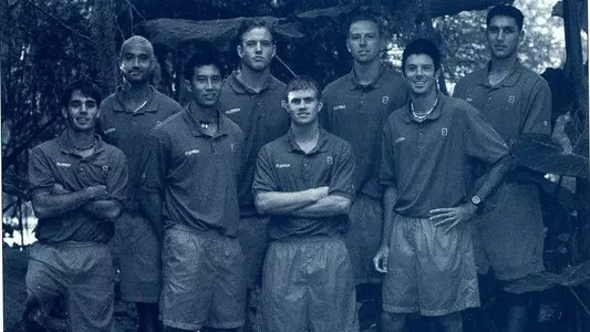 2000 Men's Tennis Team Photo
