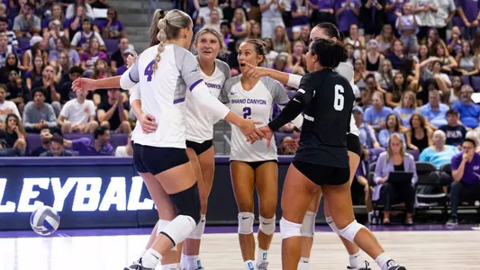 WVB Court Huddle