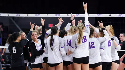WVB post-game huddle