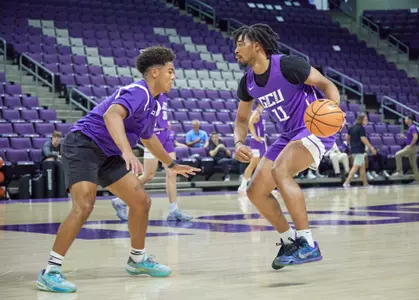Phoenix, AZ June 05, 2023: Grand Canyon takes part in a summer practice session at GCU Arena. Photo by: David Kadlubowski/ / GCU