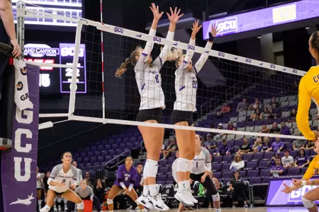 PHOENIX, AZ - SEPTEMBER 3: Grand Canyon University women's volleyball beats University of Wyoming 3-1 (Photo by: Rachel Sollazzo/GCU)
